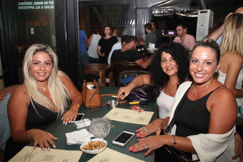 Iyam El Lira at Bistrobar Live Hamra 